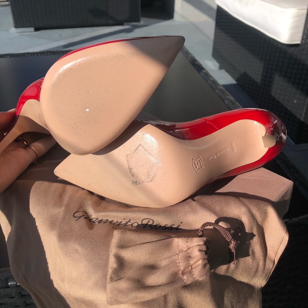 GIANVITO ROSSI PATENT RED PUMPS - Picture 5 of 5